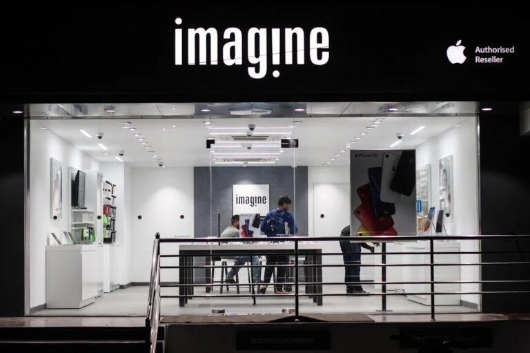 apple service center moosarambagh — iMagine Vijetha Golden Empire (Apple Authorised Reseller), Telangana