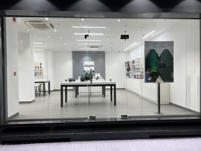 Apple Service Center Elante Mall — Tresor Apple Authorised Service Centre – Elante Mall