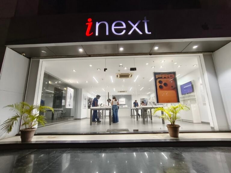 apple service center VIP Rd — iNext Apple Authorized Store