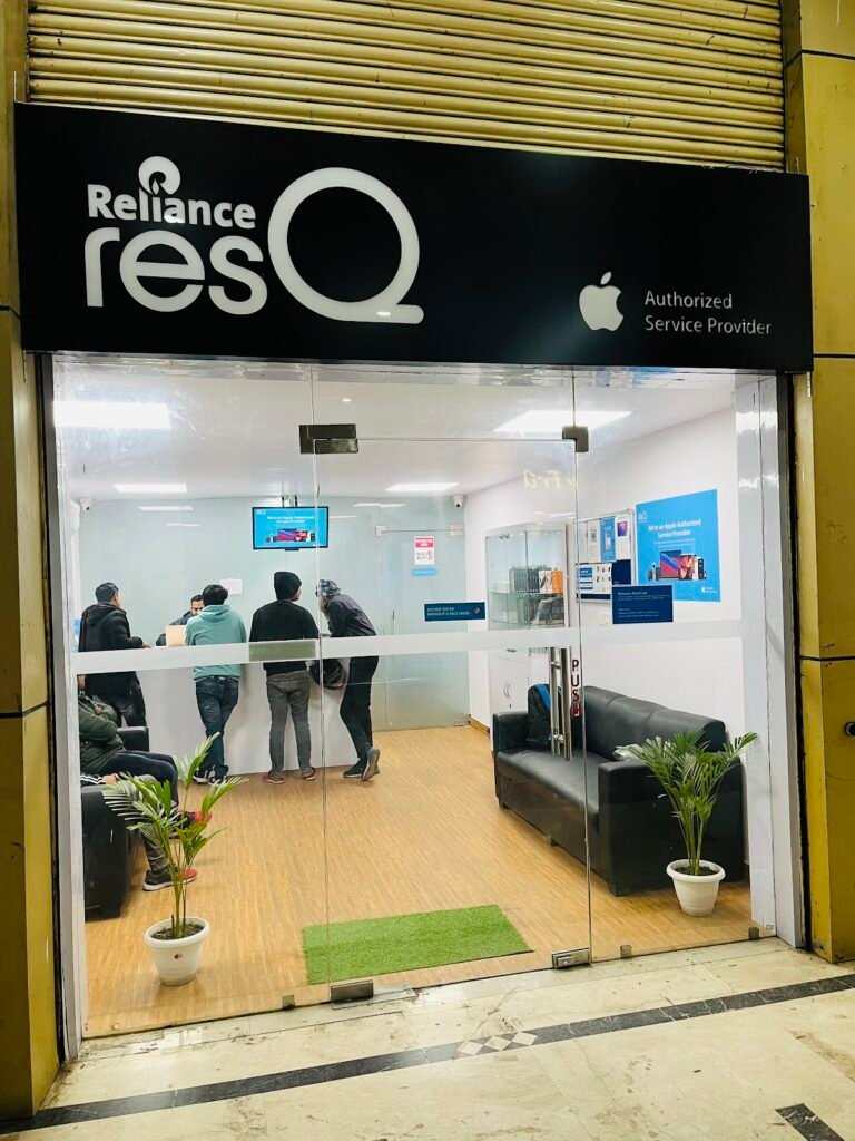 apple service center Sri Krishna Puri — Apple Authorised Service Provider – Reliance resQ, Patna